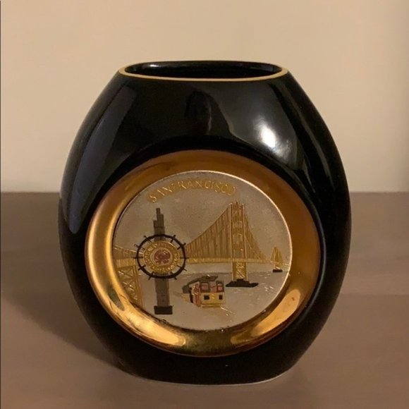 The Art of Chokin 24K Gold Edged Decorative Vase - Picture 2 of 9